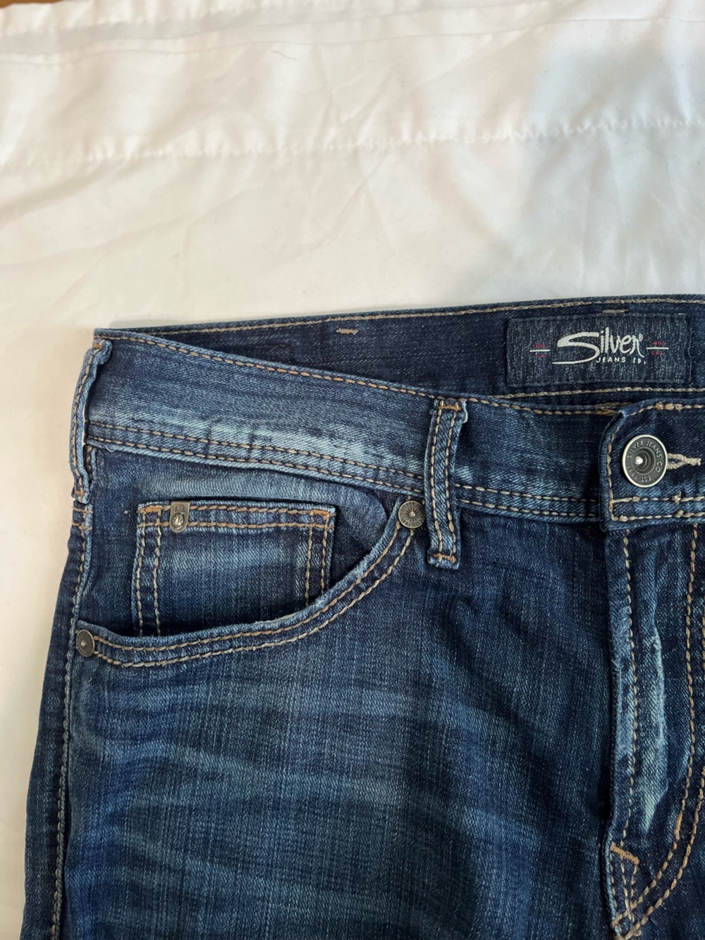 Silver Jeans Men's Dark Indigo jeans, 34X30 - Picture 6 of 8